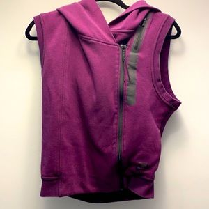 Nike Tech Sleeveless Hooded Vest